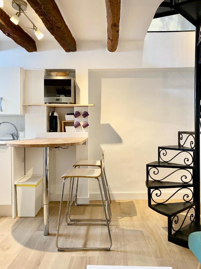 Charming Gran Via Attic Lägenhet Madrid Exteriör bild