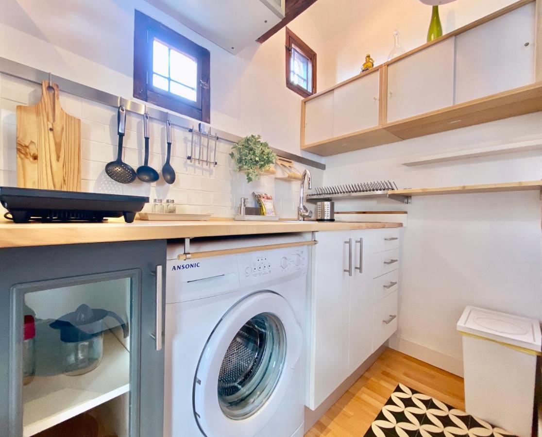 Charming Gran Via Attic Lägenhet Madrid Exteriör bild